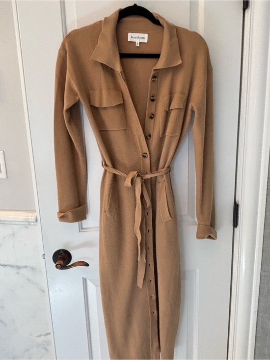 Heartloom Dresses & Skirts - Heartloom Camel Long-Sleeve Button Front Belted Shirt Dress